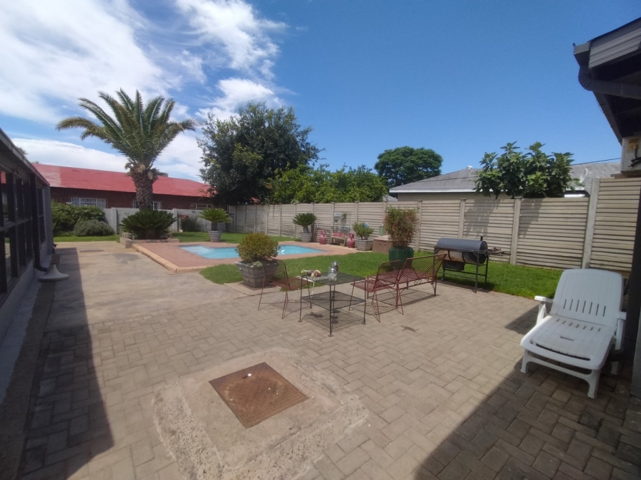 5 Bedroom Property for Sale in Kestellhof Northern Cape